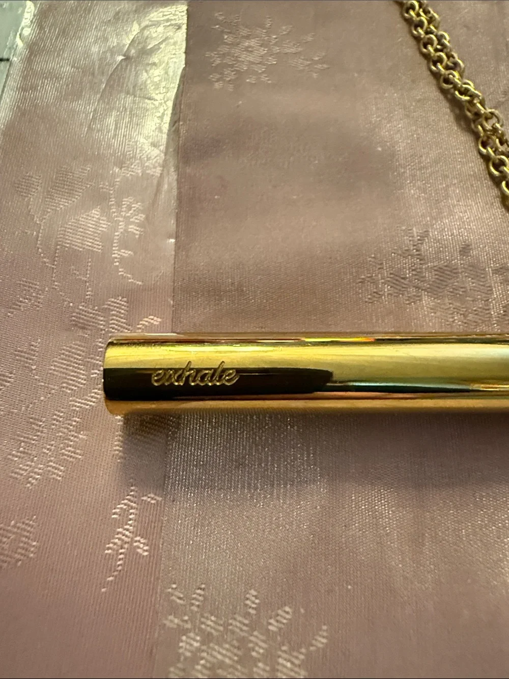 Gold-Tone Vertical breathe Pendant Necklace - Sleek Minimalist Style